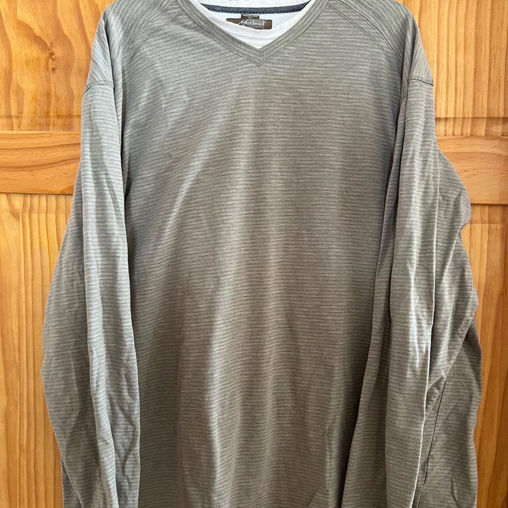 Men's Gray Long Sleeve Shirt